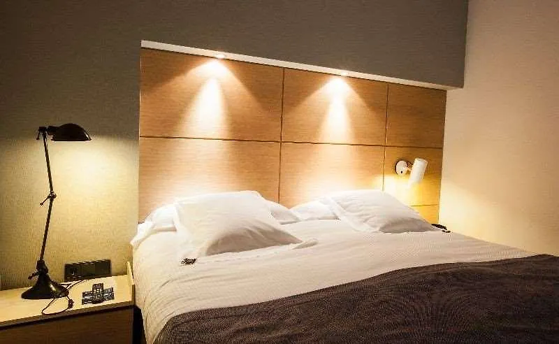 Hotel Barcelona Catedral 4*,