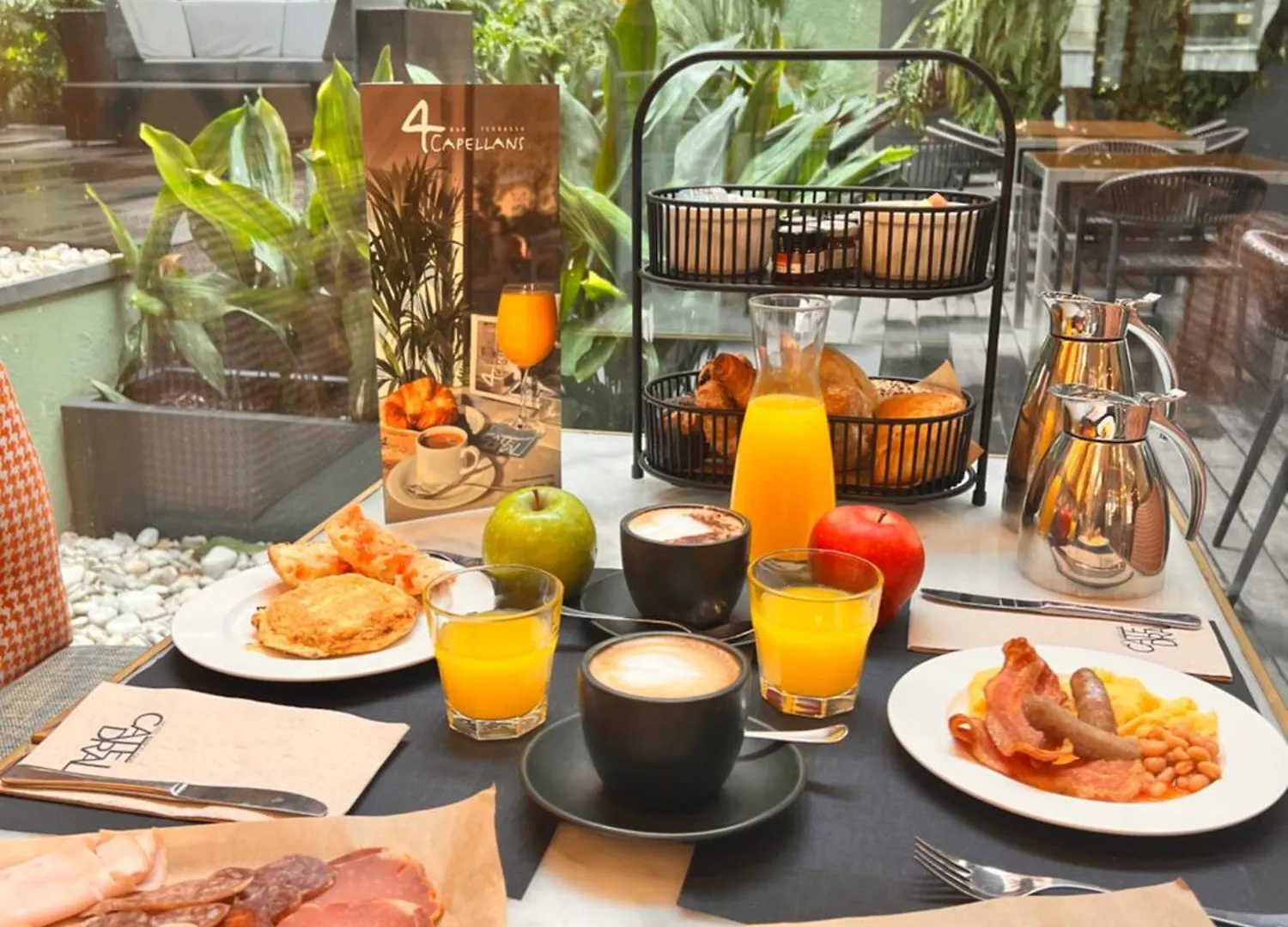 Hotel Barcelona Catedral 4*,